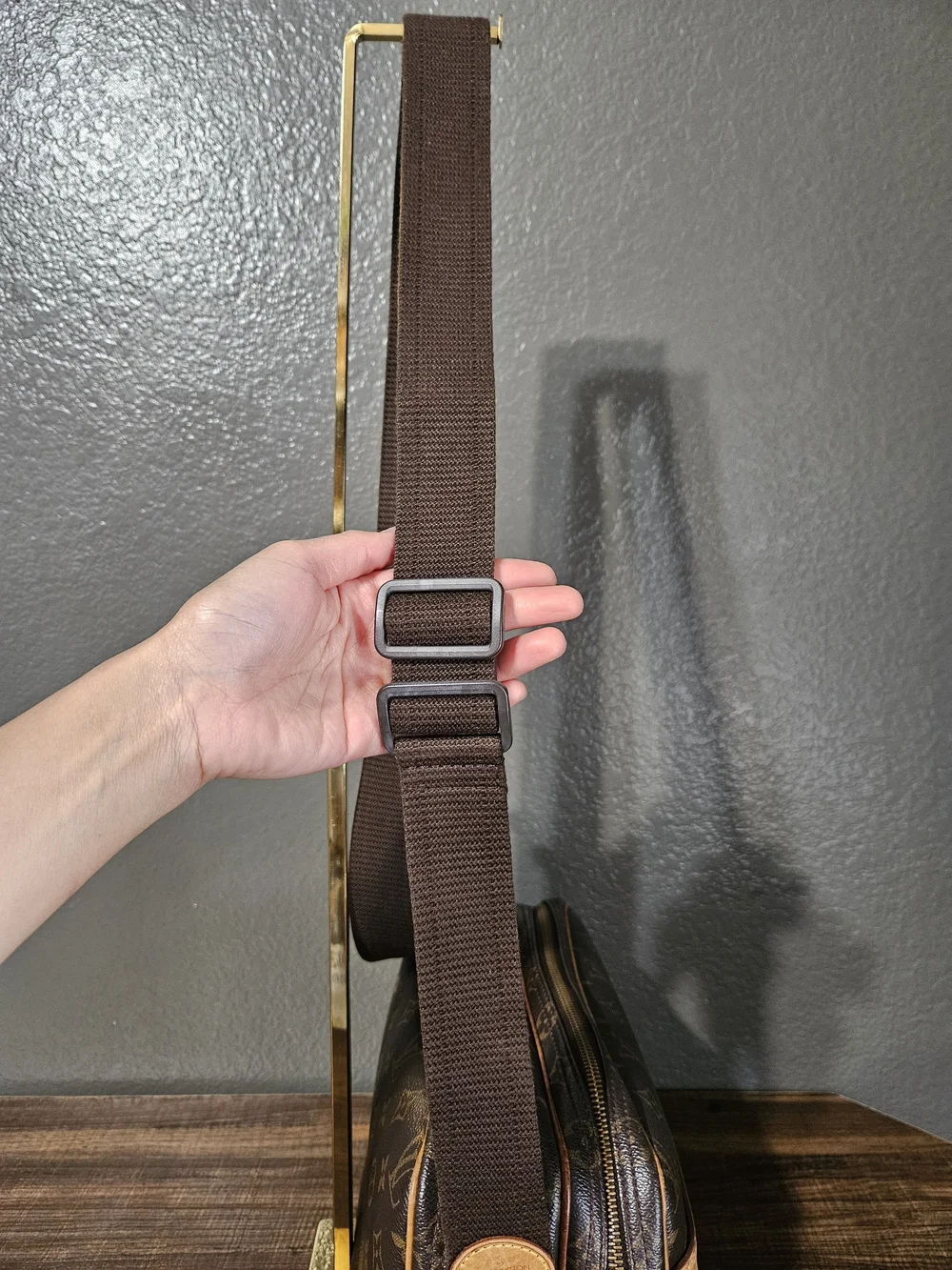 Authentic Louis Vuitton Reporter PM Crossbody Monogram Canvas